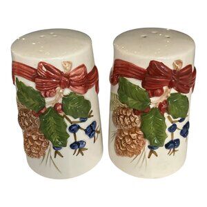 Vintage Otagiri Christmas Salt & Pepper Shakers – R. Baxter – Pinecones, Holly &